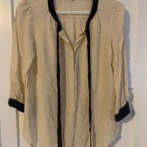 Aritzia Babaton Silk Blouse